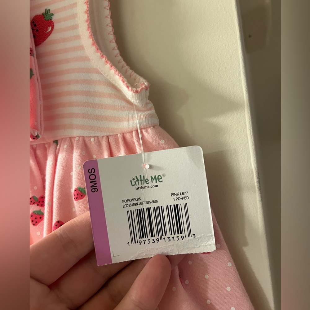 NWT little me set 🍓 - Picture 2 of 4